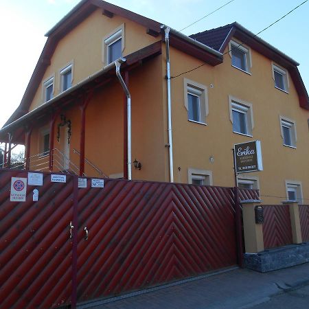 Erika Vendeghaz Hotel Eger Luaran gambar