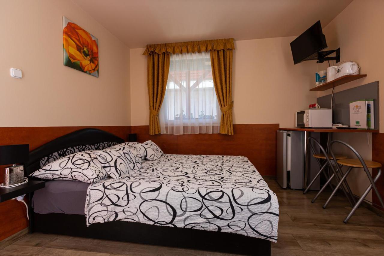 Erika Vendeghaz Hotel Eger Luaran gambar