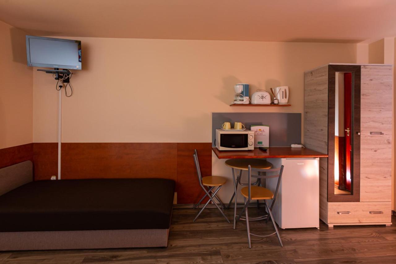 Erika Vendeghaz Hotel Eger Luaran gambar