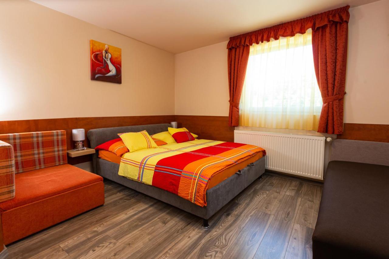 Erika Vendeghaz Hotel Eger Luaran gambar