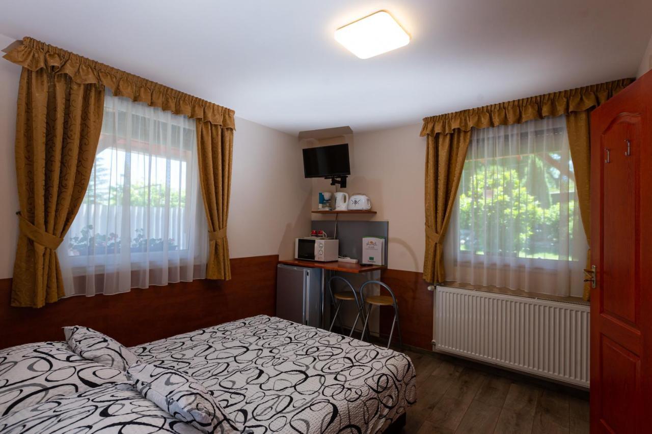 Erika Vendeghaz Hotel Eger Luaran gambar