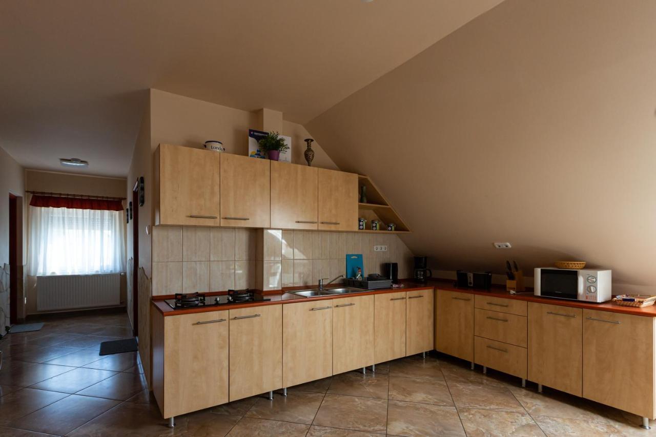 Erika Vendeghaz Hotel Eger Luaran gambar
