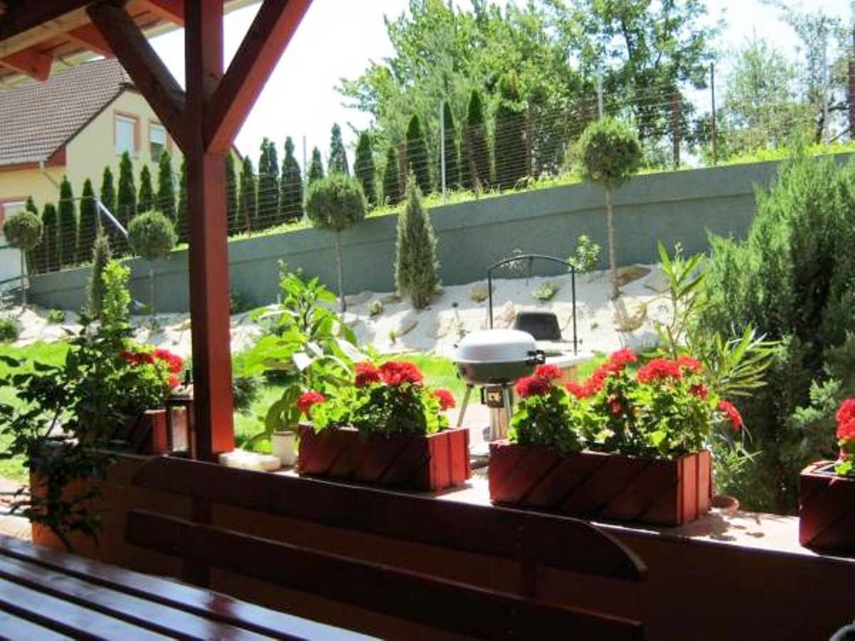 Erika Vendeghaz Hotel Eger Luaran gambar